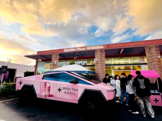 当东方茶饮走向世界：RestoSuite智慧餐饮解决方案助力茉莉奶白全球扩张提速