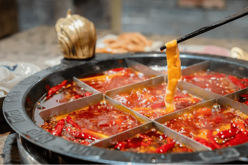 门店爆火、老板出圈,在抖音,火锅生意的玩法变了