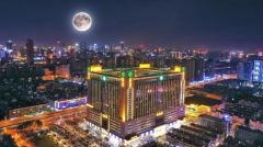 情人节浪漫计划开启，来宇宙中心万家丽狂飙爱意